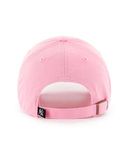 Load image into Gallery viewer, New York Yankees &#39;47 MLB Clean Up Adjustable Cap Hat Pink Crown/Visor White Logo
