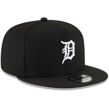 Load image into Gallery viewer, Detroit Tigers New Era MLB 9FIFTY 950 Snapback Cap Hat Black Crown/Visor White Logo
