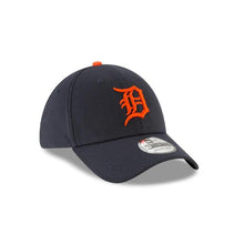 Load image into Gallery viewer, Detroit Tigers New Era MLB 39THIRTY 3930 Flexfit Cap Hat Navy Crown/Visor Orange Logo

