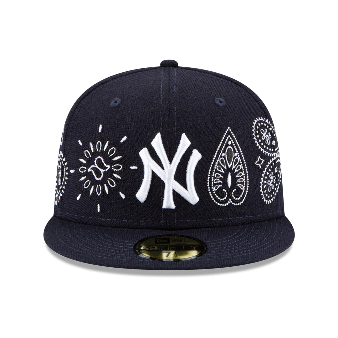 New York Yankees New Era MLB 59FIFTY 5950 Fitted Cap Hat Navy Crown/Visor  White Logo Green UV (Paisley)