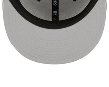 Load image into Gallery viewer, Chicago White Sox New Era MLB 59FIFTY 5950 Fitted Cap Hat Black Crown/Visor Team Color Logo (Crystal Icon)
