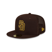 Load image into Gallery viewer, San Diego Padres New Era MLB 59FIFTY 5950 Fitted Trucker Mesh Cap Hat Dark Brown Crown/Visor Yellow Logo Side Patch (2022 Spring Training)
