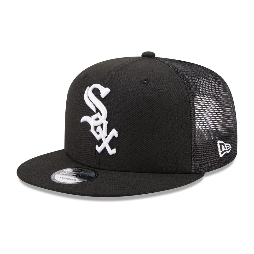 Chicago White Sox New Era MLB 9FIFTY 950 Mesh Trucker Snapback Cap Hat Black Crown/Visor White Logo 