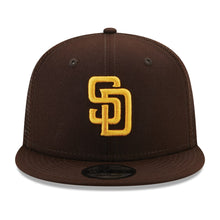 Load image into Gallery viewer, San Diego Padres New Era MLB 9FIFTY 950 Mesh Trucker Snapback Cap Hat Dark Brown Crown/Visor Yellow Logo
