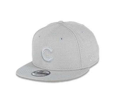 Chicago Cubs New Era MLB 9FIFTY 950 Snapback Color Pack Cap Hat Medium Silver Crown/Visor Medium Silver Logo 