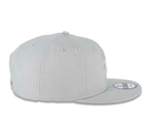Load image into Gallery viewer, Chicago White Sox New Era MLB 9FIFTY 950 Snapback Color Pack Cap Hat Medium Silver Crown/Visor Medium Silver Logo 
