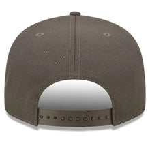 Load image into Gallery viewer, San Diego Padres New Era MLB 9FIFTY 950 Snapback Cap Hat Dark Gray Crown/Visor Sky Blue/Gray Logo (2022 Father&#39;s Day)
