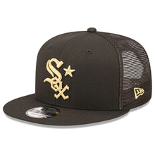 Load image into Gallery viewer, Chicago White Sox New Era MLB 9FIFTY 950 Mesh Trucker Snapback Cap Hat Black Crown/Visor Metallic Gold Logo with Star 2022 All-Star Game Side Patch (2022 All-Star Game On-Field)
