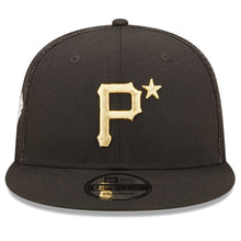Load image into Gallery viewer, Pittsburgh Pirates New Era MLB 9FIFTY 950 Mesh Trucker Snapback Cap Hat Black Crown/Visor Metallic Gold Logo with Star 2022 All-Star Game Side Patch (2022 All-Star Game On-Field)
