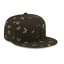 Load image into Gallery viewer, San Diego Padres New Era MLB 59FIFTY 5950 Fitted Cap Hat Black Crown/Visor Black Logo Allover Butterfly Flutter
