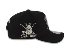 Load image into Gallery viewer, Mighty Ducks Mitchell &amp; Ness NHL Adjustable Panda Pro Vintage Cap Hat Black Crown/Visor Black/White Logo Established 1993 Side Patch
