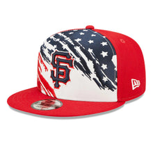 Load image into Gallery viewer, San Francisco Giants New Era MLB 9FIFTY 950 Snapback Cap Hat White/Red Crown Red Visor Navy/Red Logo (2022 4th of July)
