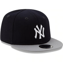 Load image into Gallery viewer, (Infant) New York Yankees New Era MLB 9FIFTY 950 Snapback Cap Hat Navy Crown Gray Visor Team Color Logo (My 1st First)
