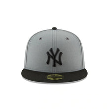 Load image into Gallery viewer, New York Yankees New Era MLB 59FIFTY 5950 Fitted Cap Hat Dark Gray Crown Black Visor Black Logo
