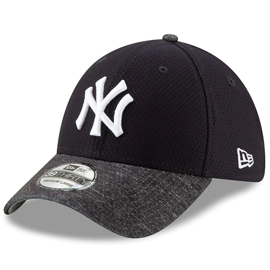 New York Yankees New Era MLB 39THIRTY 3930 Flexfit Cap Hat Navy Crown Gray Visor White Logo (2018 Batting Practice)