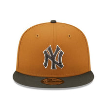 Load image into Gallery viewer, New York Yankees New Era MLB 9FIFTY 950 Snapback Cap Hat Light Brown Crown Dark Gray Visor Gray/White Logo (2-Tone Color Pack)
