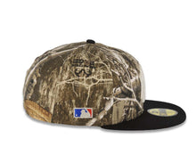 Load image into Gallery viewer, New York Yankees New Era MLB 59FIFTY 5950 Fitted Cap Hat Real Tree Edge Camo Crown Black Visor Glow White Logo Batterman Batty Side Patch Gray UV
