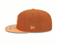 Load image into Gallery viewer, New York Yankees New Era MLB 9FIFTY 950 Snapback Cap Hat Dark Orange Crown Orange Visor Orange/White Logo (2-Tone Color Pack)
