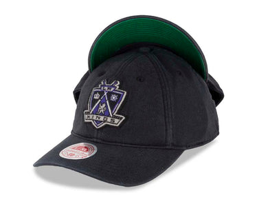 Los Angeles Kings Mitchell & Ness NHL Fitted Cap Hat Navy Crown/Visor Purple/Black/Gray Vintage Retro Logo 