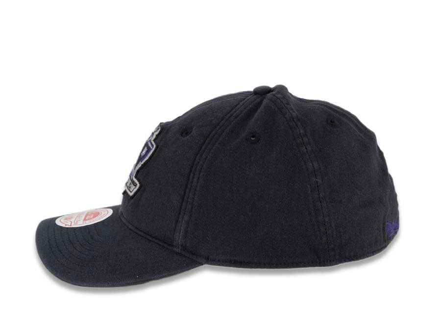 Los Angeles Kings Mitchell & Ness NHL Fitted Cap Hat Navy Crown