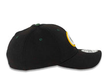 Load image into Gallery viewer, Green Bay Packers New Era NFL 39THIRTY 3930 Flexfit Cap Hat Black Crown/Visor Team Color Logo
