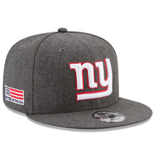 Load image into Gallery viewer, New York Giants New Era NFL 9FIFTY 950 Snapback Cap Hat Heather Dark Gray Crown/Visor Team Color Logo (USA Flag Sidepatch)
