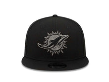 Load image into Gallery viewer, Miami Dolphins New Era NFL 9FIFTY 950 Snapback Cap Hat Black Crown/Visor Dark Gray/Black Logo
