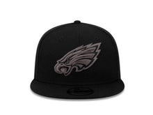 Load image into Gallery viewer, Philadelphia Eagles New Era NFL 9FIFTY 950 Snapback Cap Hat Black Crown/Visor Dark Gray/Black Logo
