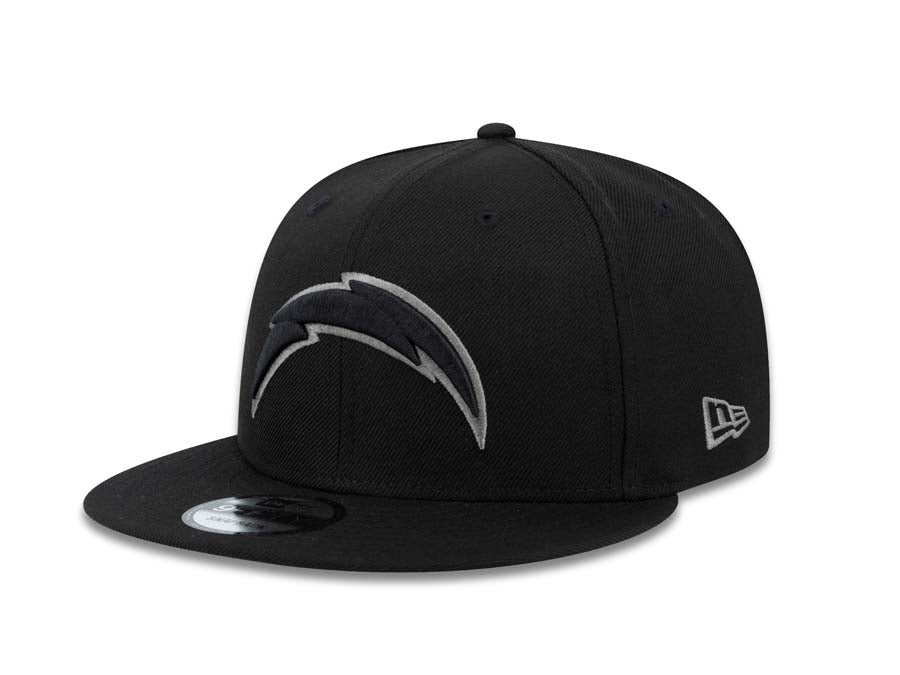 Los Angeles Chargers New Era NFL 9FIFTY 950 Snapback Cap Hat Black  Crown/Visor Black/Dark Gray Logo