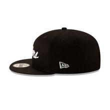 Load image into Gallery viewer, Raiders New Era 9FIFTY 950 Snapback Cap Hat Black Crown/Visor White Text Logo 
