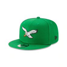 Load image into Gallery viewer, Philadelphia Eagles New Era NFL 9FIFTY 950 Snapback Cap Hat Green Crown/Visor Team Color Retro Logo 
