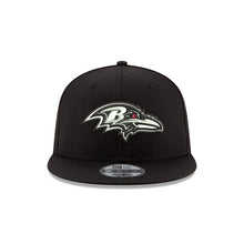 Load image into Gallery viewer, Baltimore Ravens New Era NFL 9FIFTY 950 Snapback Cap Hat Black Crown/Visor Team Color Logo 
