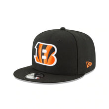 Load image into Gallery viewer, Cincinnati Bengals New Era NFL 9FIFTY 950 Snapback Cap Hat Black Crown/Visor Team Color Logo 
