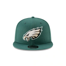 Load image into Gallery viewer, Philadelphia Eagles New Era NFL 9FIFTY 950 Snapback Cap Hat Green Crown/Visor Team Color Logo 
