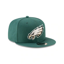 Load image into Gallery viewer, Philadelphia Eagles New Era NFL 9FIFTY 950 Snapback Cap Hat Green Crown/Visor Team Color Logo 
