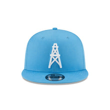 Load image into Gallery viewer, Houston Oilers New Era NFL 9FIFTY 950 Snapback Cap Hat Sky Blue Crown/Visor White Retor Logo
