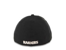 Load image into Gallery viewer, Oakland Raiders New Era NFL 39THIRTY 3930 Flexfit Cap Hat Black Crown Gray Visor Fused Metallic Applique Team Color Logo (2015 Draft)
