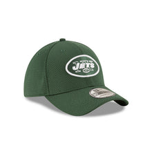 Load image into Gallery viewer, New York Jets New Era NFL 39THIRTY 3930 Flexfit 2016 Sideline Tech Cap Hat Green Crown /Visor Team Color Logo
