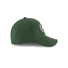 Load image into Gallery viewer, New York Jets New Era NFL 39THIRTY 3930 Flexfit 2016 Sideline Tech Cap Hat Green Crown /Visor Team Color Logo

