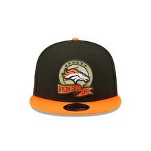 Load image into Gallery viewer, Denver Broncos New Era NFL 9FIFTY 950 Snapback Cap Hat Black Crown Orange Visor Camo Logo America Flag Side Patch (2022 Salute To Service)
