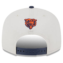 Load image into Gallery viewer, Chicago Bears New Era NFL 9FIFTY 950 Snapback Cap Hat Stone Crown Navy Blue Visor Team Color Logo (2023 Draft On Stage)

