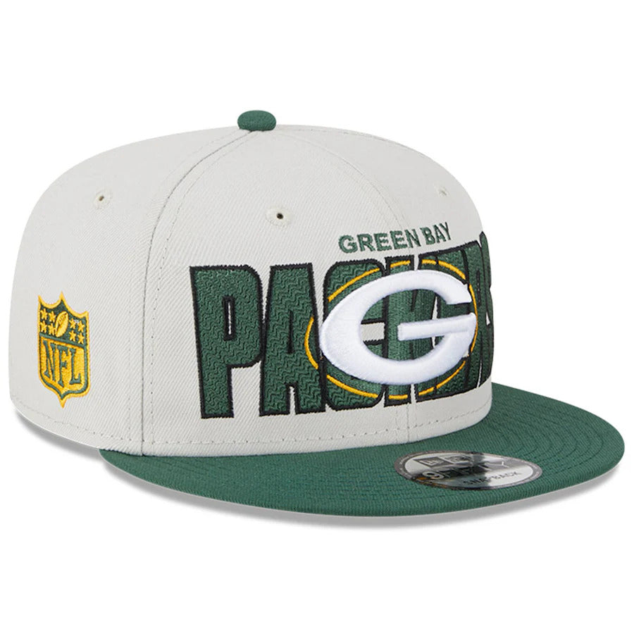 Green Bay Packers New Era NFL 9FIFTY 950 Snapback Cap Hat Stone Crown Green Visor Team Color Logo (2023 Draft On Stage)