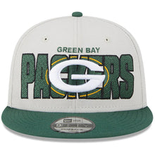 Load image into Gallery viewer, Green Bay Packers New Era NFL 9FIFTY 950 Snapback Cap Hat Stone Crown Green Visor Team Color Logo (2023 Draft On Stage)
