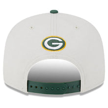 Load image into Gallery viewer, (Youth) Green Bay Packers New Era NFL 9FIFTY 950 Snapback Cap Hat Stone Crown Green Visor Team Color Logo (2023 Draft On Stage)
