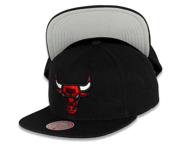Chicago Bulls Mitchell & Ness NBA Snapback Cap Hat Black Crown/Visor Team Color Logo