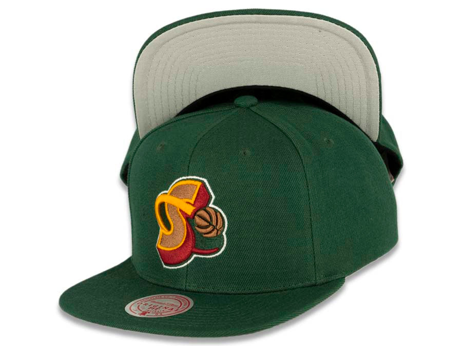 Seattle Supersonics Mitchell & Ness NBA Snapback Cap Hat Green Crown/Visor Team Color HWC Logo