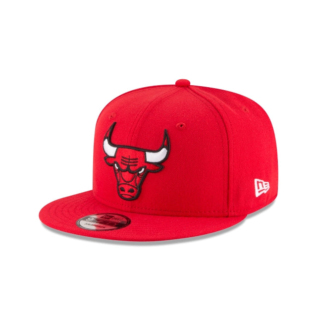Chicago Bulls New Era NBA 9FIFTY 950 Snapback Cap Hat Red Crown/Visor Team Color Logo 
