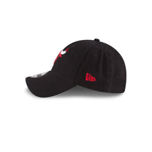 Load image into Gallery viewer, Chicago Bulls New Era NBA 9TWENTY 920 Adjustable Cap Hat Black Crown/Visor Team Color Logo 
