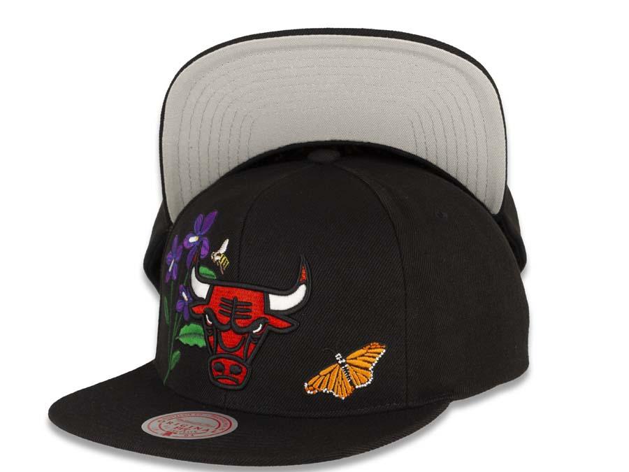 Chicago Bulls Mitchell & Ness NBA Snapback Black Crown/Visor Deafult Logo with Flowers/Butterfly Gray UV (State Flower)