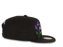 Load image into Gallery viewer, Chicago Bulls Mitchell &amp; Ness NBA Snapback Black Crown/Visor Deafult Logo with Flowers/Butterfly Gray UV (State Flower)
